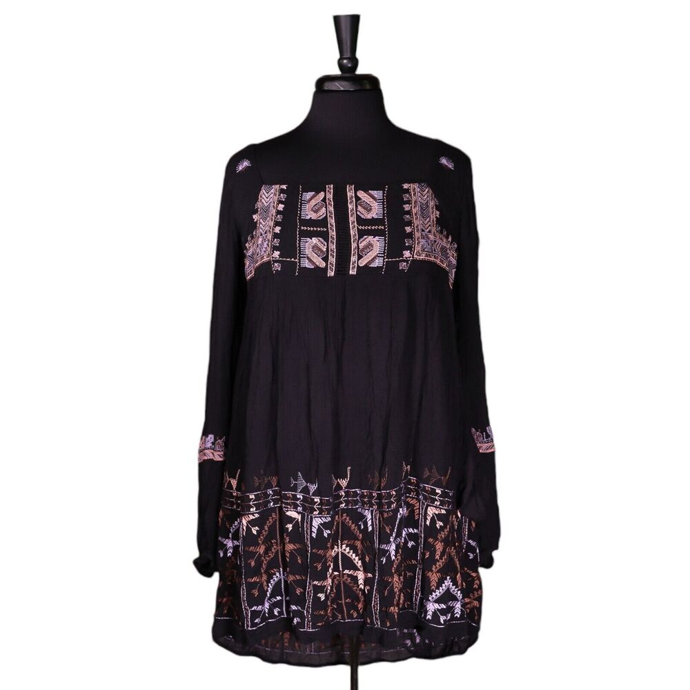 Free People Womens Dress Black Embroidered Backless Boho Long Sleeve Shift M NWT